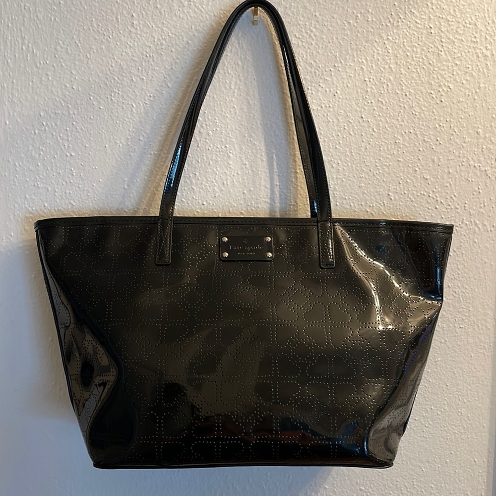 Kate Spade Harmony Metro Zipper Top Laser Cut Tote in Black Patent EUC